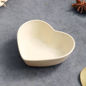 Japanese Love Plate Leaf Plum Small Seasoning Dish (Option: Love plate beige)
